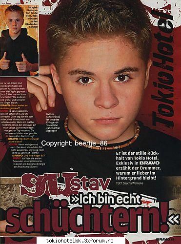 :zzz: in cea de sus e si pink intr-un colt articole din reviste cu tokio hotel