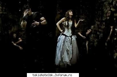 la fee - Lil'Nyappy - alte formatii/cantareti.cantarete care ne plac